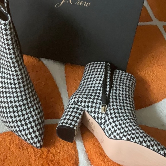 Brand new J.Crew Houndstooth Ankle Boots - Picture 2 of 3